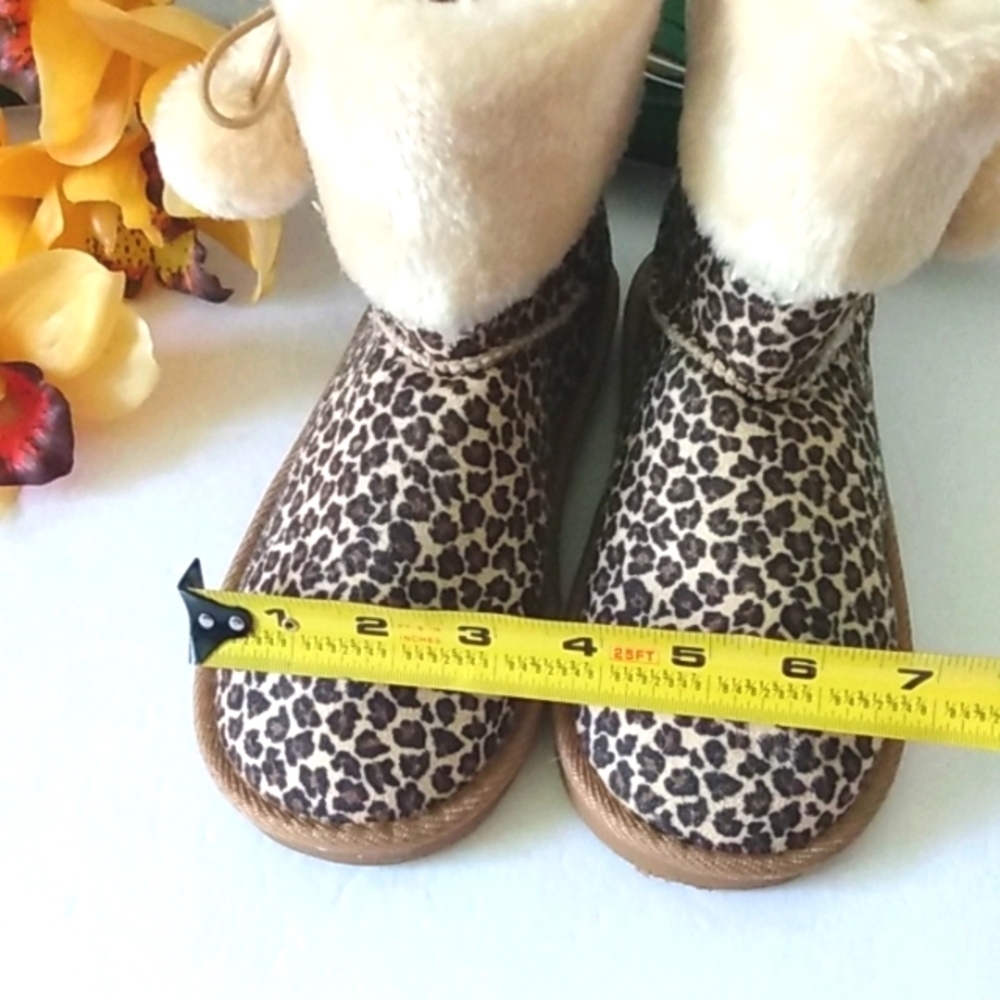 US SPORT GIRLS LEOPARD FAUX FUR ANKLE BOOTIES SIZE 2 NWOT - Picture 8 of 11